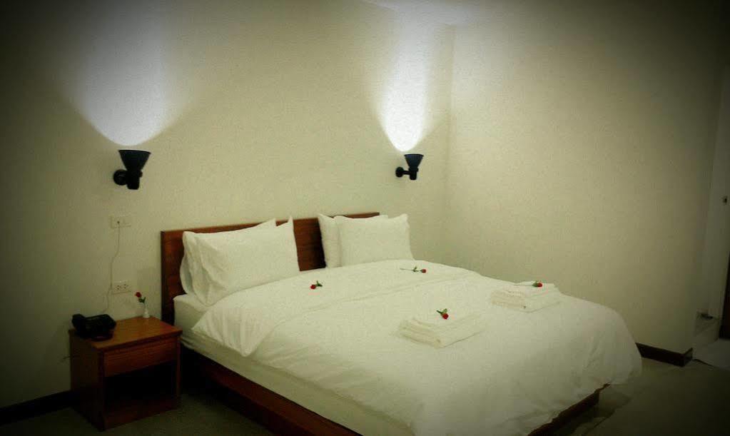 バンコク都 ザ ヌーク プラトゥナム Bed & Breakfast エクステリア 写真